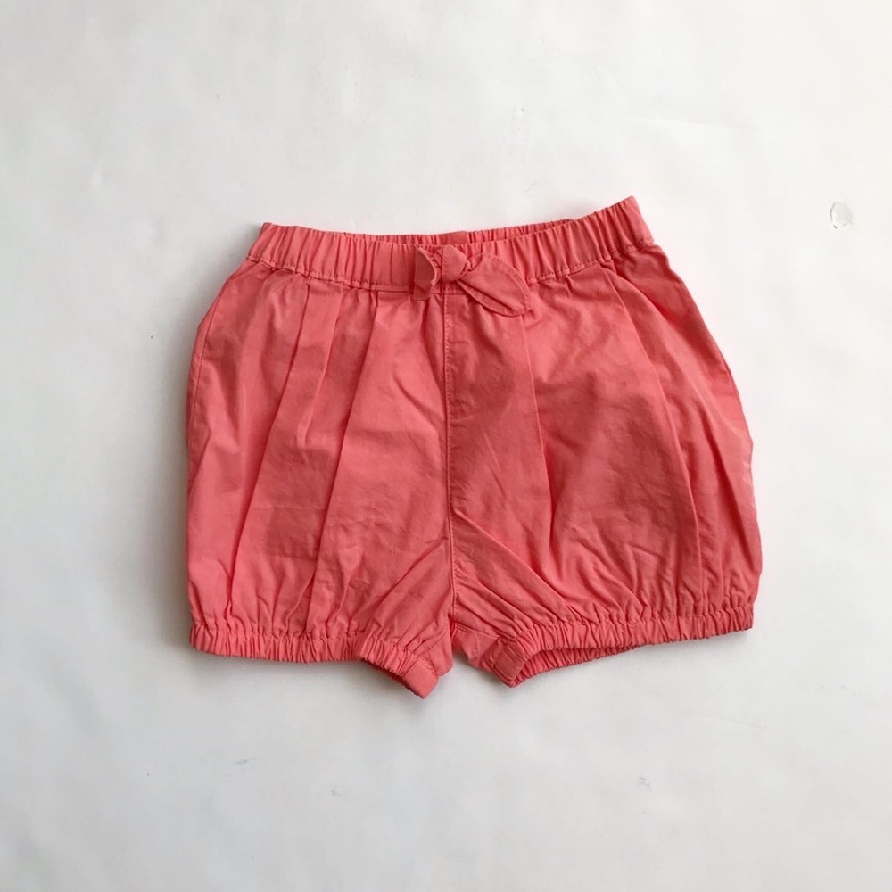 Uniqlo peach bubble shorts EUC 12-18 months